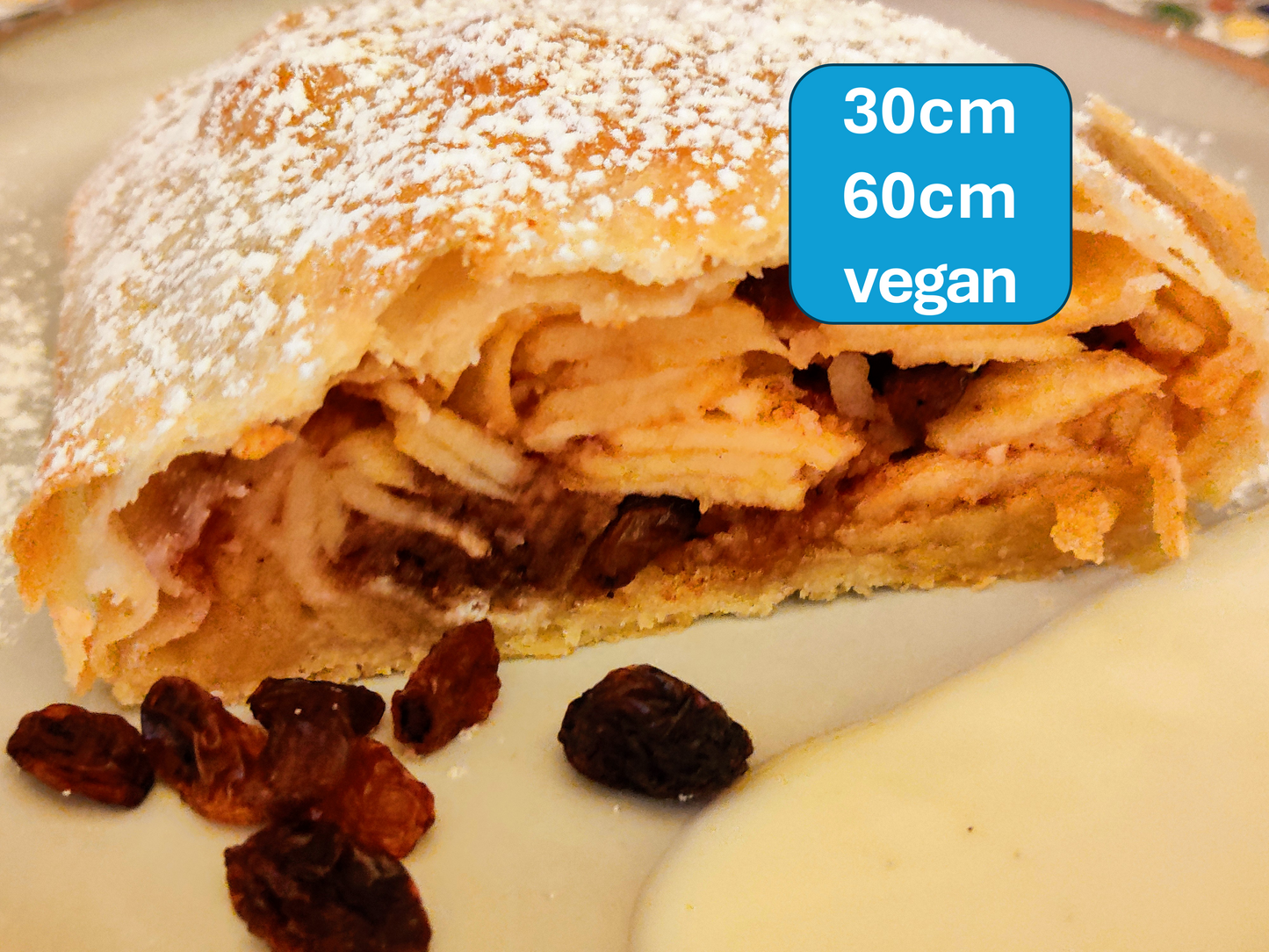 Apfelstrudel mit Rosinen