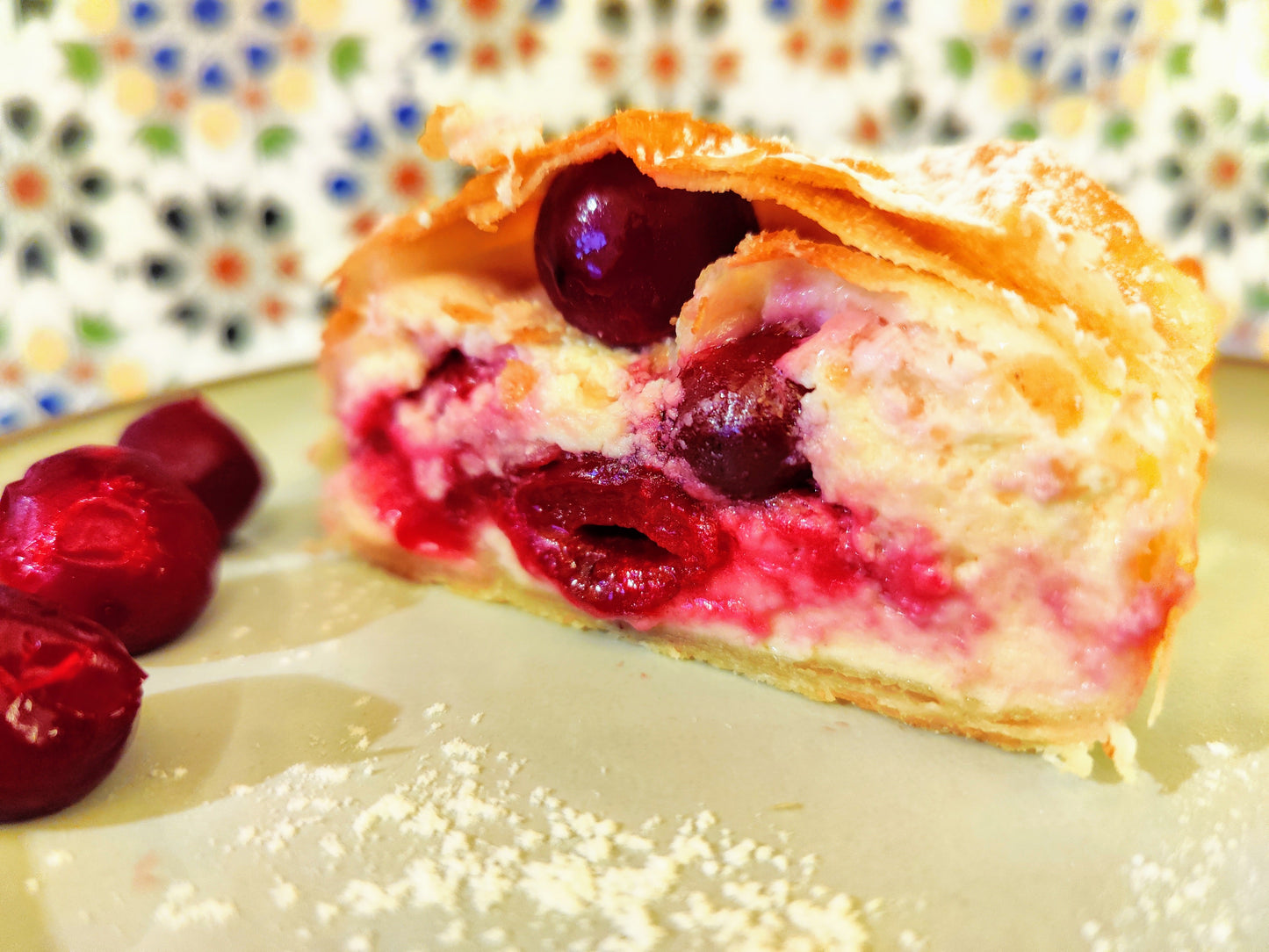 Topfen-Kirsch-Strudel